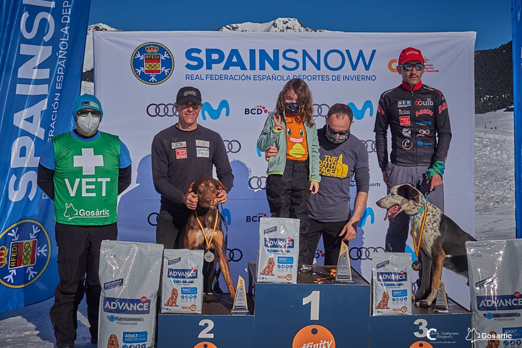 Cuatro medallas para Navarra en el Campeonato de Espa&ntilde;a de Mushing Tierra